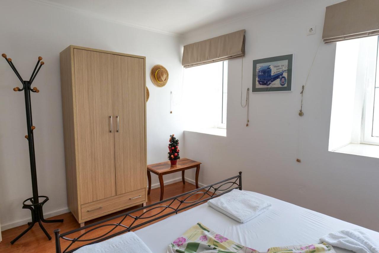 מלון Lukovë Duka'S House מראה חיצוני תמונה