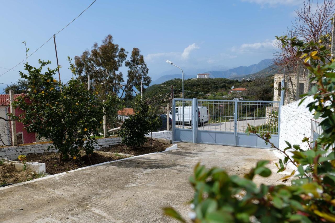 מלון Lukovë Duka'S House מראה חיצוני תמונה