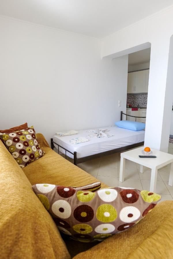 מלון Lukovë Duka'S House מראה חיצוני תמונה